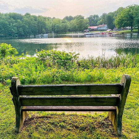 Modern Cabin With Hot Tub Grill Lake Beach Wineries Hiking Fishing And Hershey Park Family And Pet Friendly Superhosts On Ab&B Mount Gretna Экстерьер фото