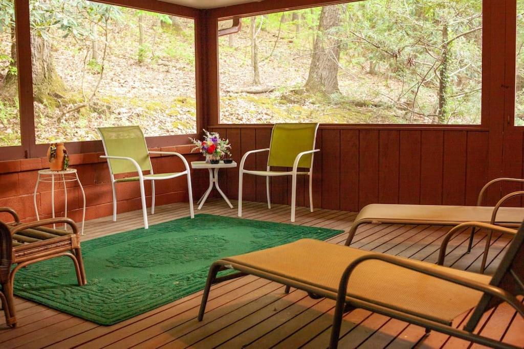 Modern Cabin With Hot Tub Grill Lake Beach Wineries Hiking Fishing And Hershey Park Family And Pet Friendly Superhosts On Ab&B Mount Gretna Экстерьер фото